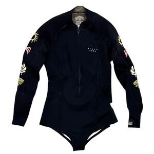 Billabong Women's Spring Wetsuit 2mm Salty Days Long Sleeve Front Zip Suit XS/2